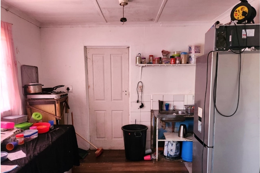 2 Bedroom Property for Sale in Lentegeur Western Cape